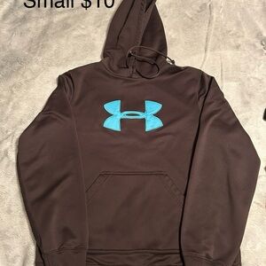 Under Armour hoodie small